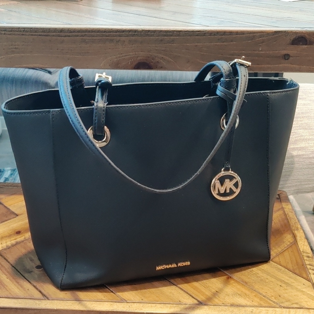 MICHAEL KORS Black Tote